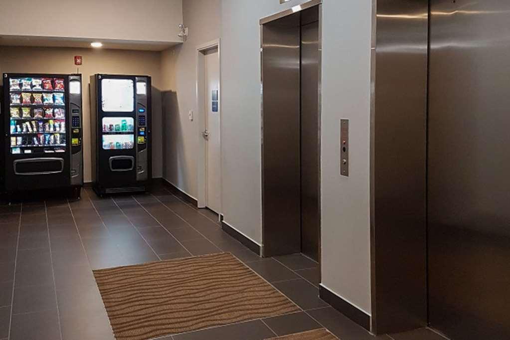 טראס Comfort Inn & Suites מראה פנימי תמונה