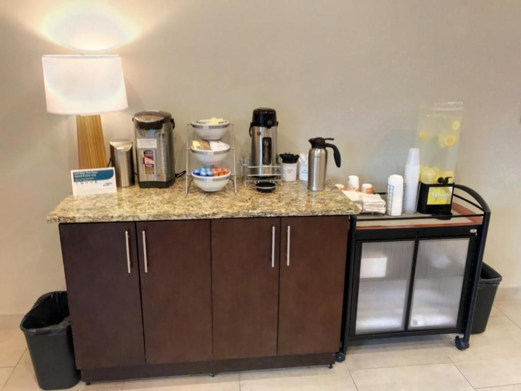 טראס Comfort Inn & Suites מראה חיצוני תמונה